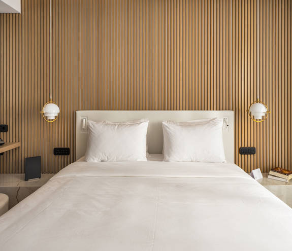 Ethereal White Resort Heraklion Deluxe Suite Swim Up double bed